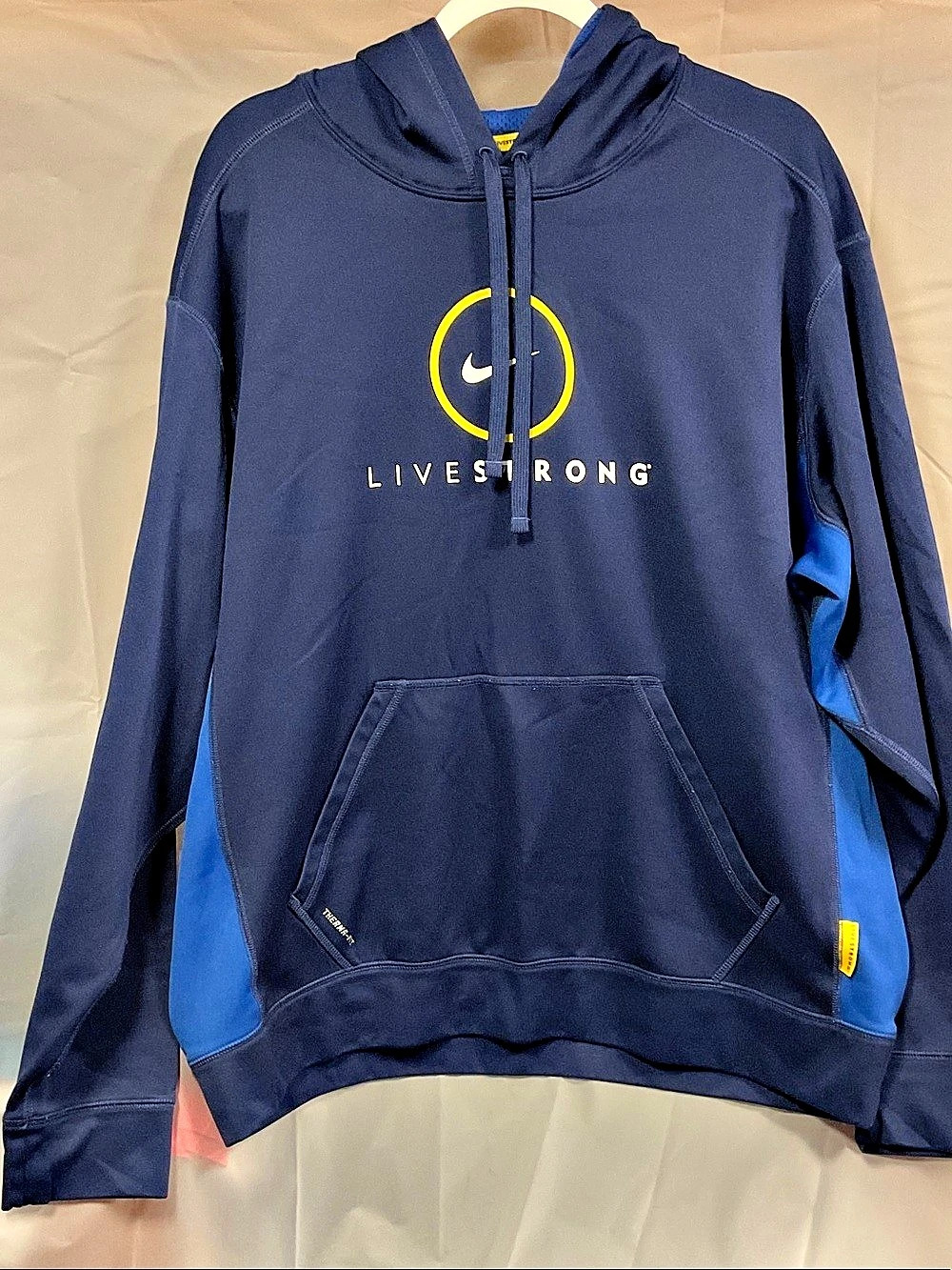 Nike Livestrong Therma-Fit Hoodie Blue XL